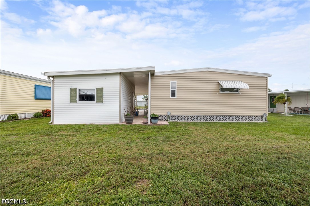 2 Bed ManufacturedHome for Sale in North Fort Myers, FL — photo 24