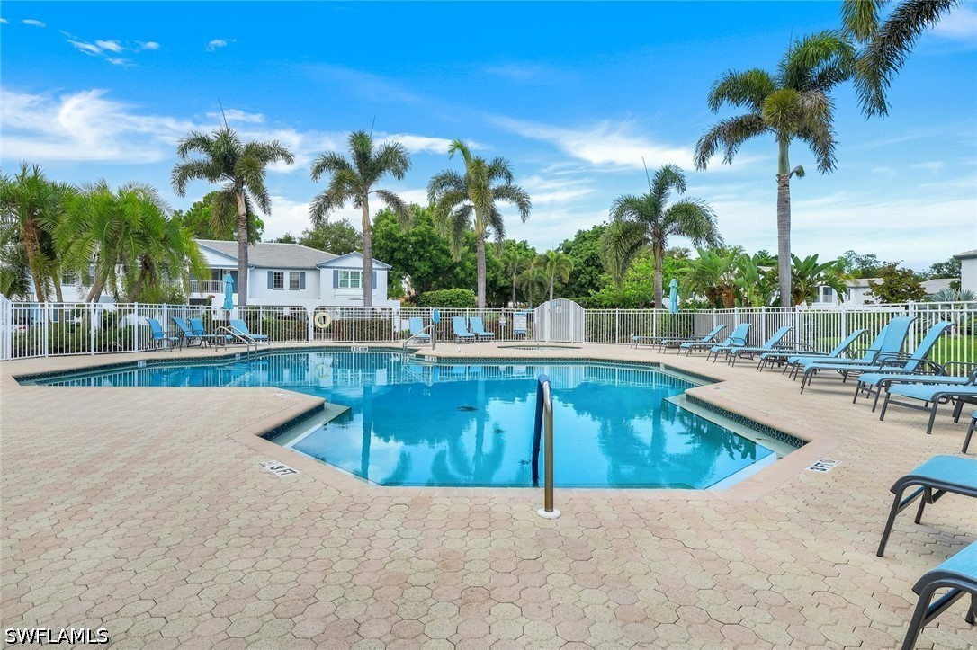 3 Bed Condominium for Sale in Naples, FL, $11,000 — photo 24