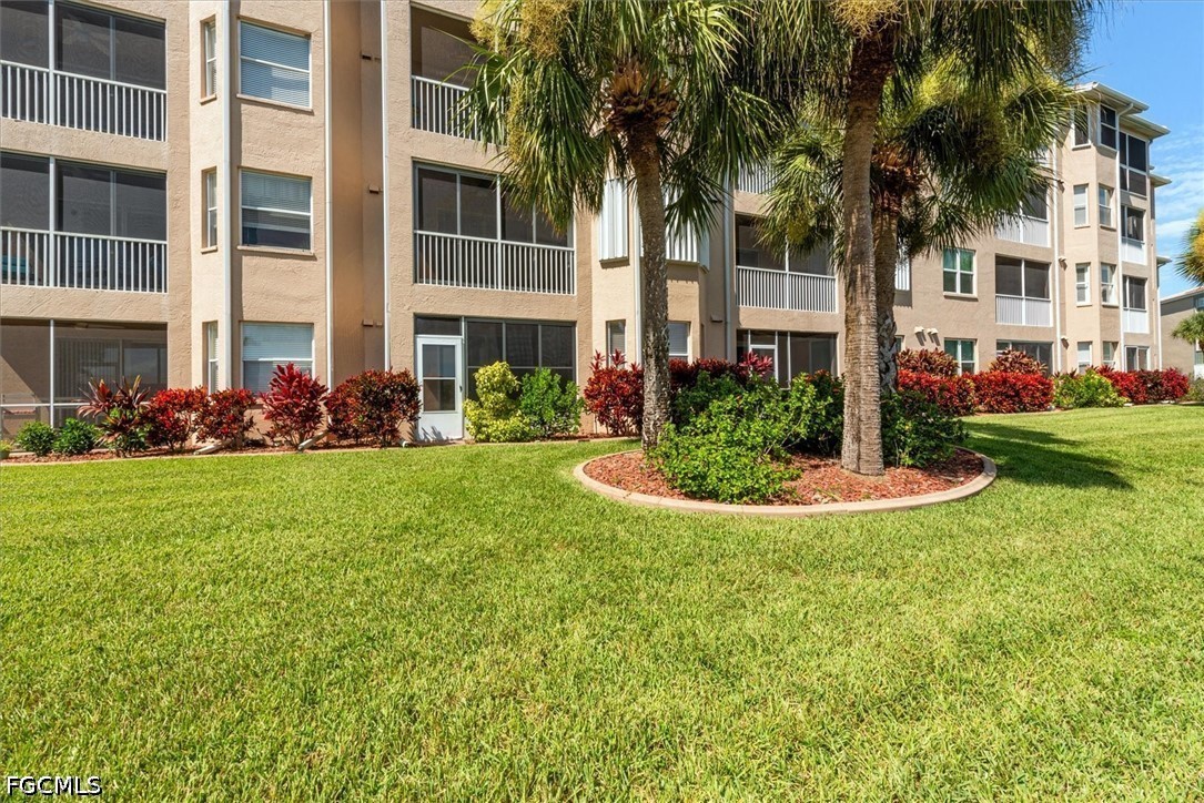 2 Bed Waterfront Home for Sale in Terrace Ii, FL, $200,000 — photo 24