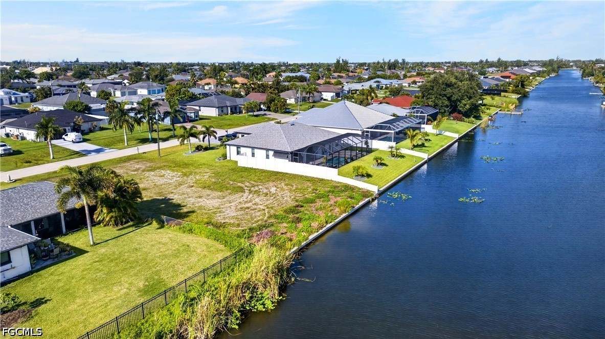Waterfront Home for Sale in Cape Coral, photo 24