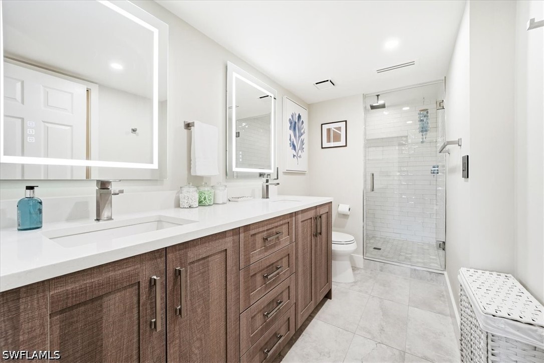 2 Bed Condominium for Sale in Coach House, FL, $400,000 — photo 24