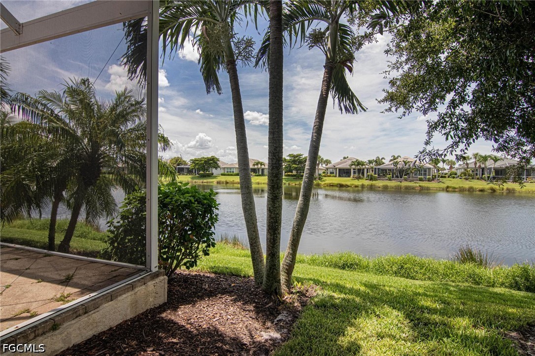 3 Bed Waterfront Home for Sale in Sandoval, photo 24