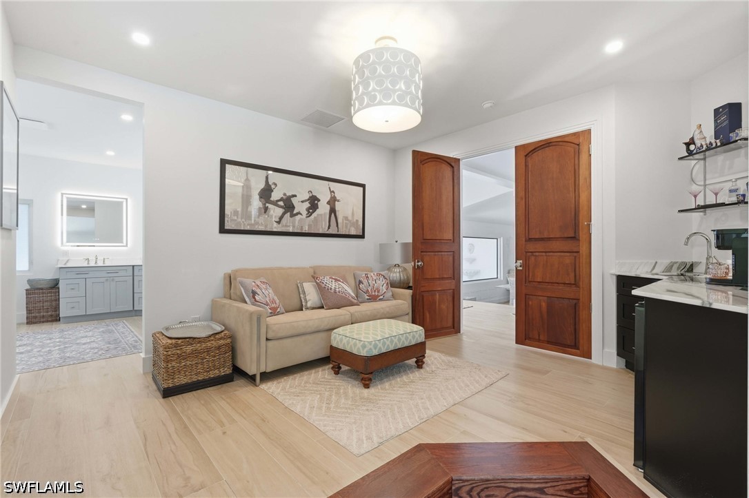 4 Bed Pool Home for Sale in Park Shore, photo 24