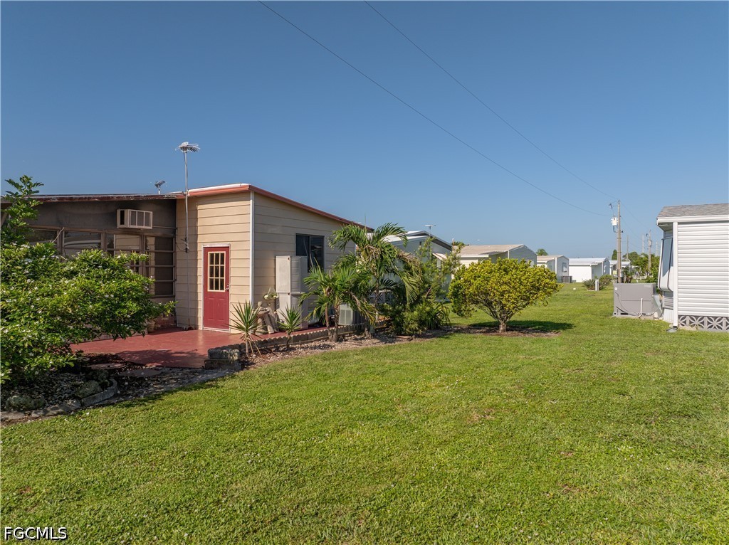 2 Bed ManufacturedHome for Sale in Tamiami Village, photo 24