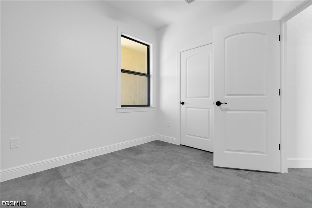 6 Bed Duplex for Sale in Lehigh Acres, photo 24