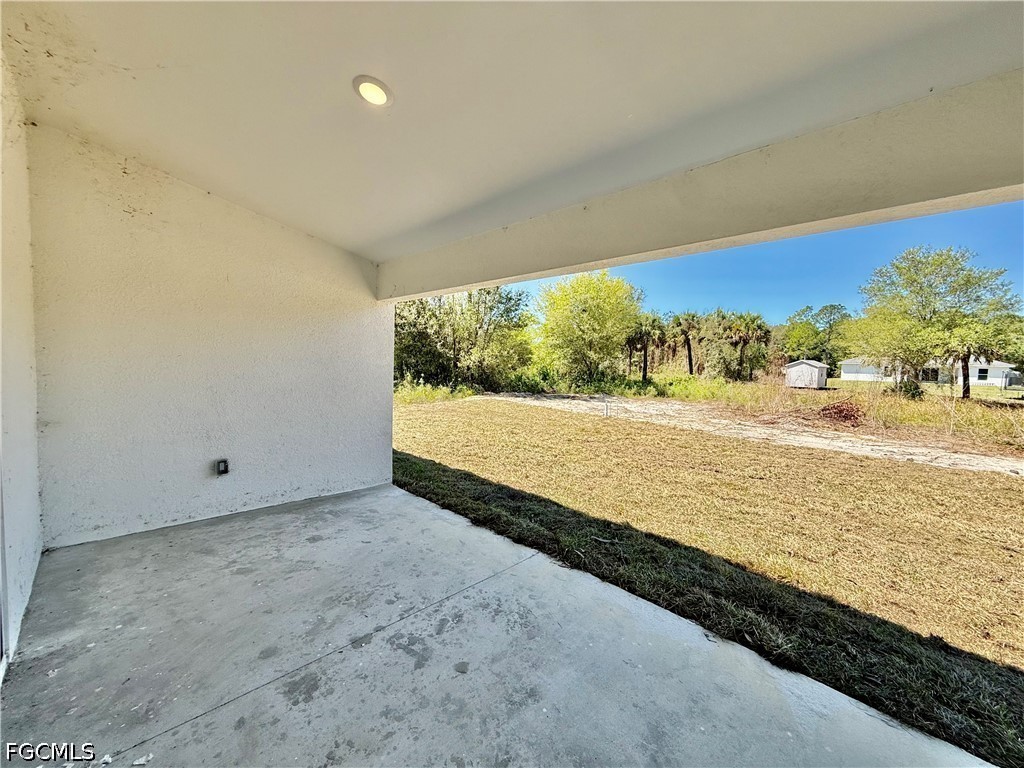 3 Bed SingleFamilyResidence for Sale in Lehigh Acres, photo 24