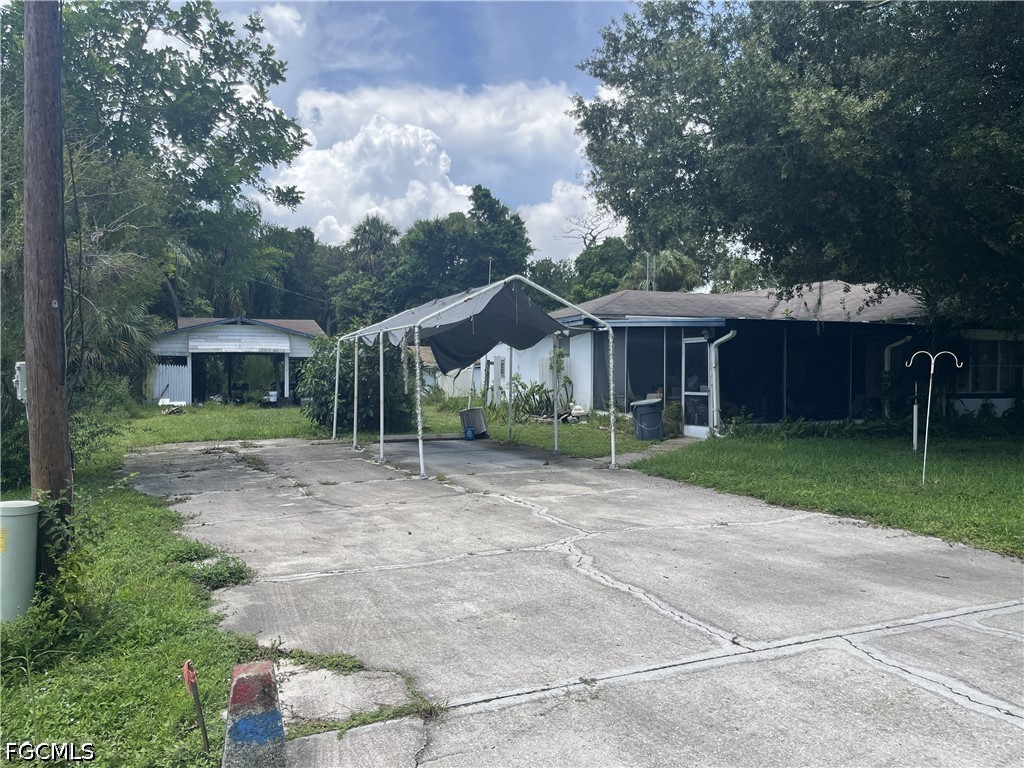5 Bed Quadruplex for Sale in North Fort Myers, photo 24