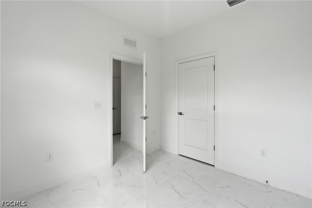 4 Bed SingleFamilyResidence for Sale in Port Labelle, photo 24