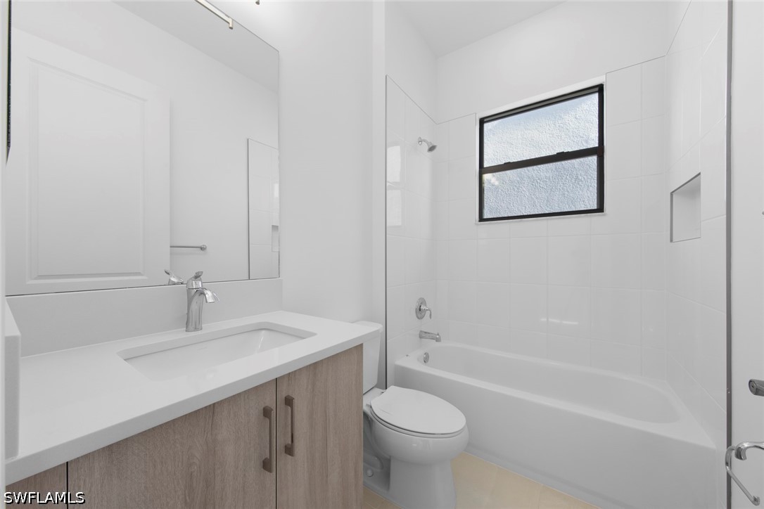 3 Bed SingleFamilyResidence for Sale in Estero, photo 24