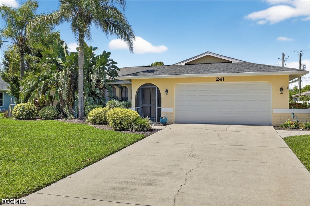 3 Bed Pool Home for Sale in Cape Coral, photo 24