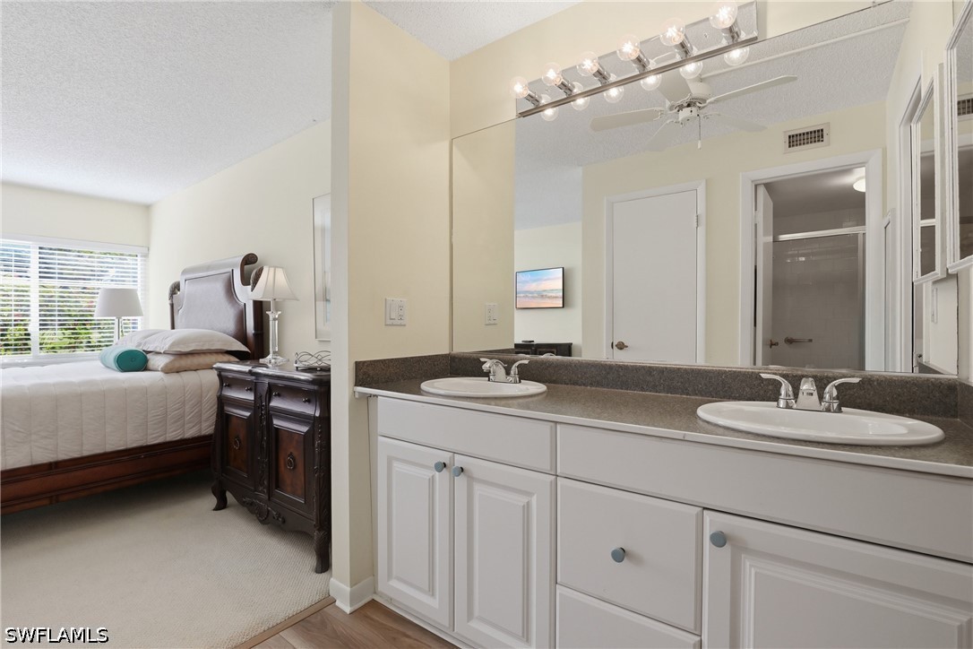 2 Bed Condominium for Sale in Forest Lakes, photo 24