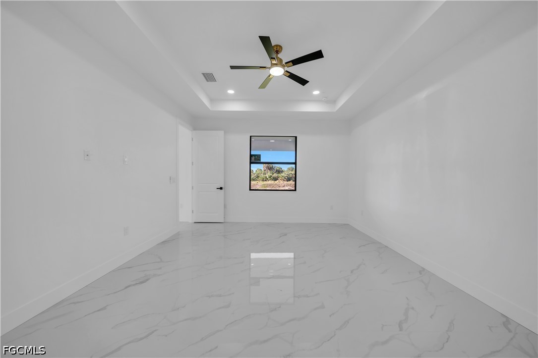 3 Bed Waterfront Home for Sale in Lehigh Acres, photo 24