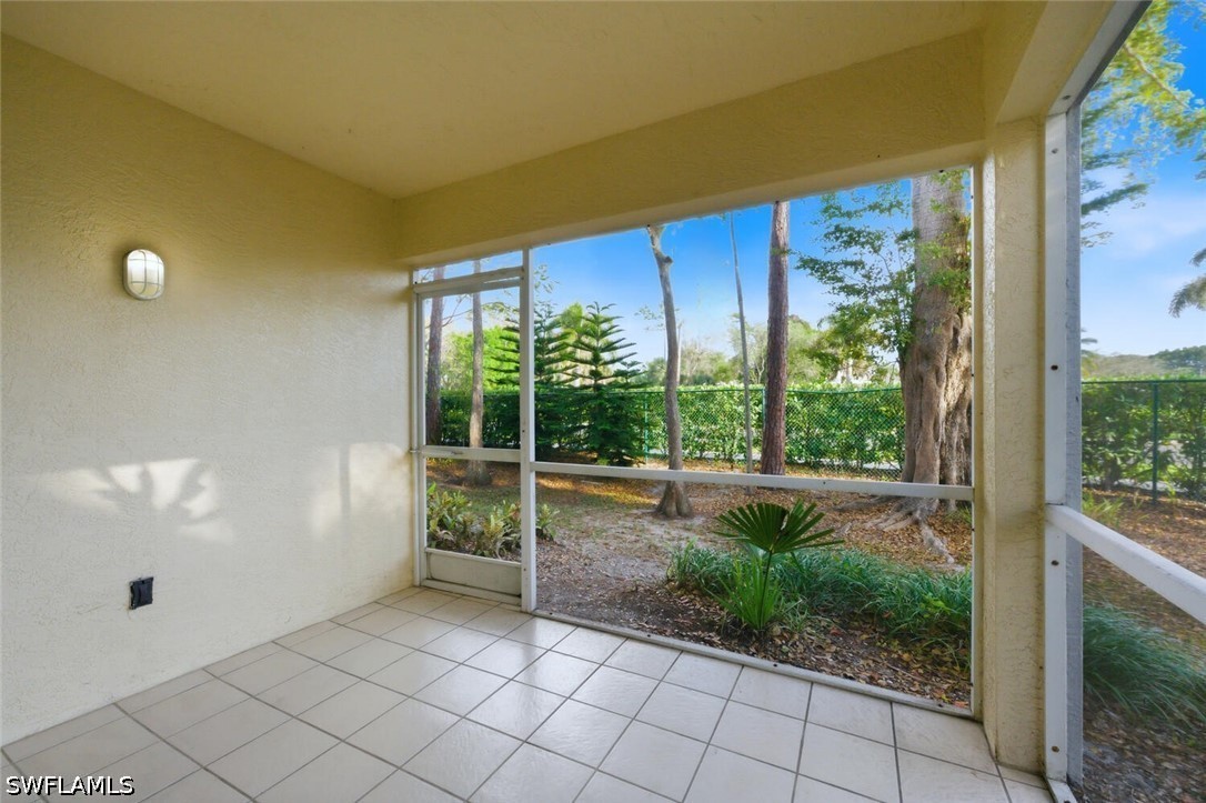 3 Bed Condominium for Sale in Crescent Gardens, photo 24
