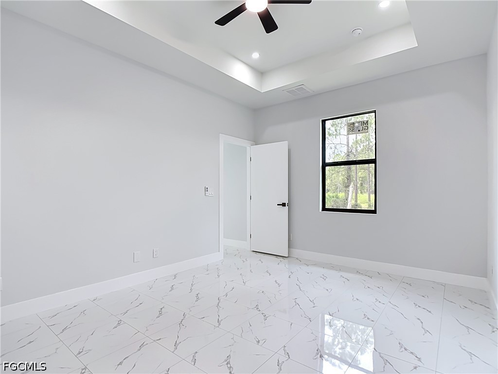 3 Bed SingleFamilyResidence for Sale in Lehigh Acres, photo 24