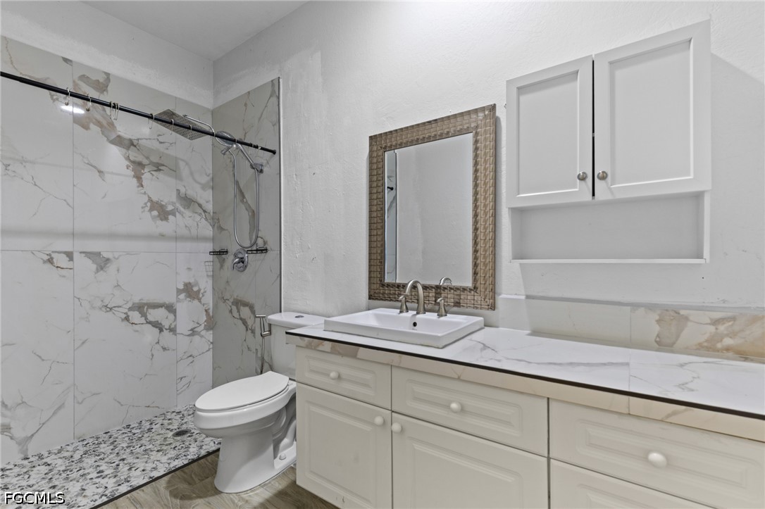 3 Bed SingleFamilyResidence for Sale in Cape Coral, photo 24