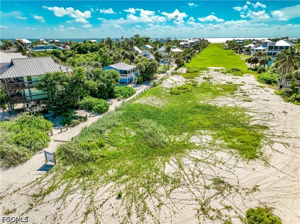2 Bed SingleFamilyResidence for Sale in Captiva, photo 24