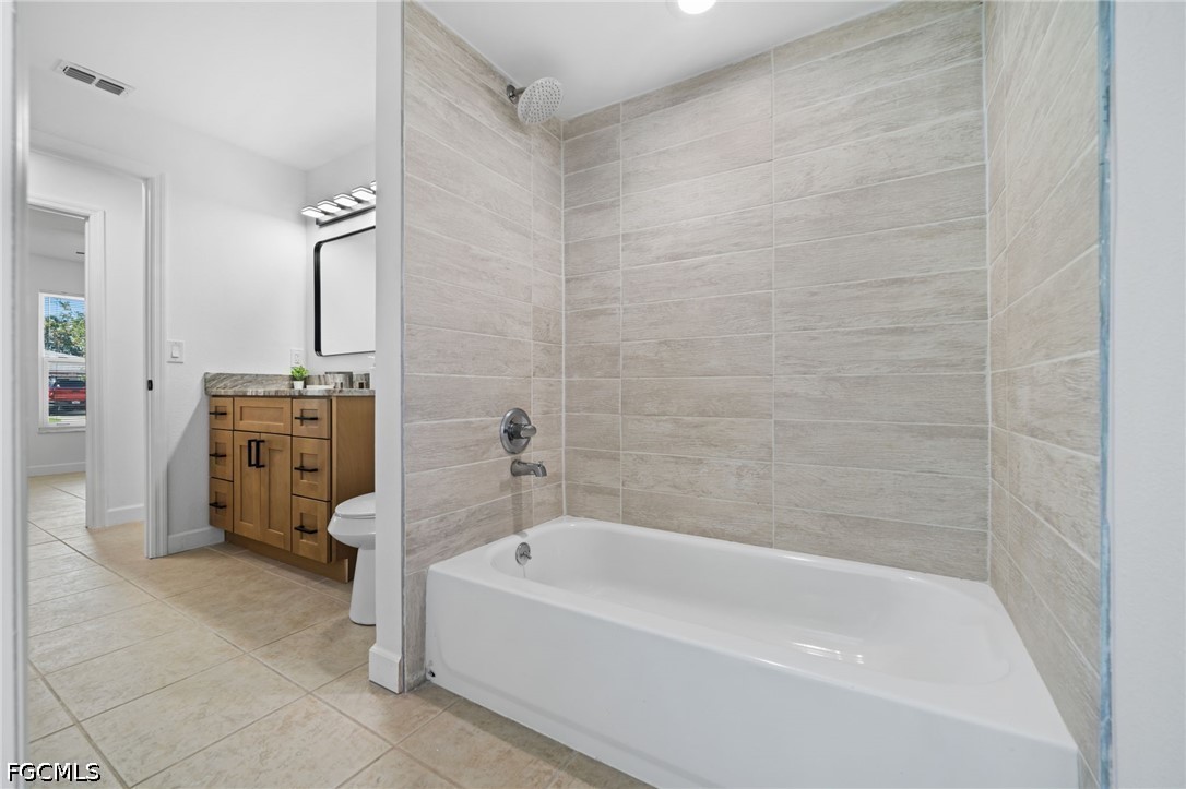 3 Bed Pool Home for Sale in Fort Myers, photo 24