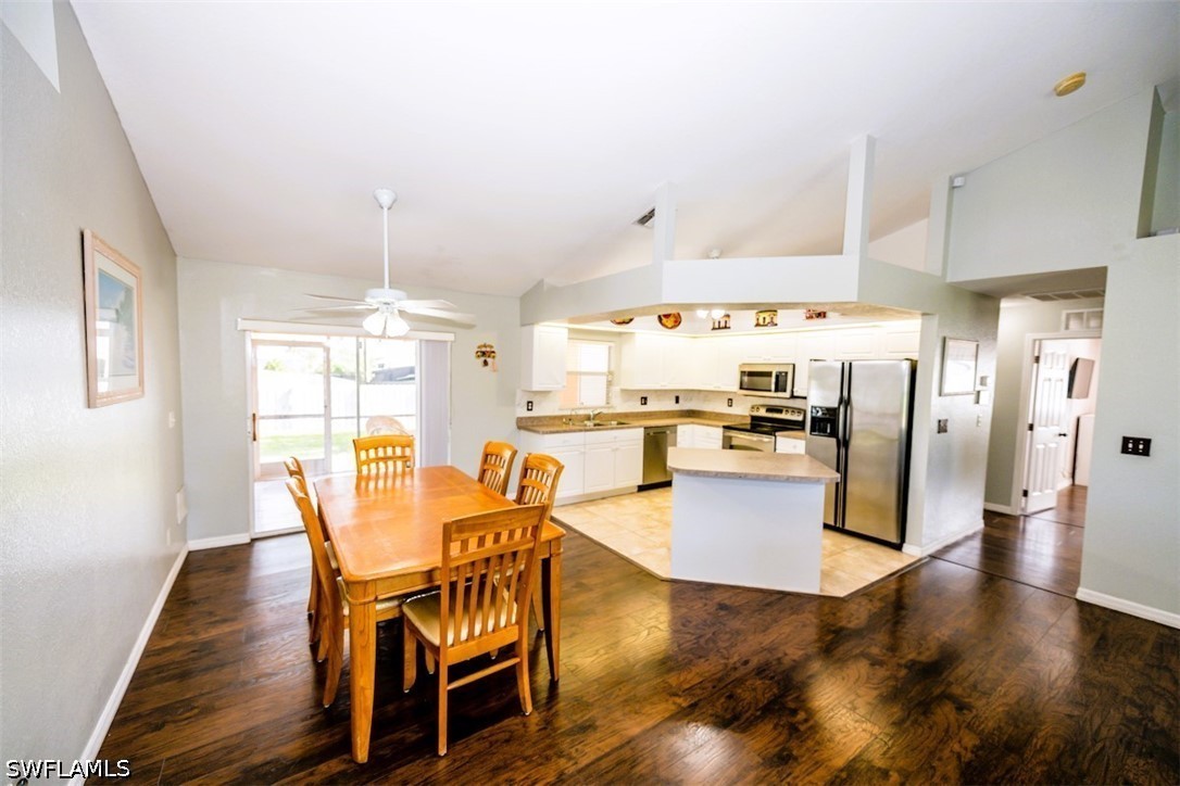 4 Bed SingleFamilyResidence for Sale in Cape Coral, photo 24