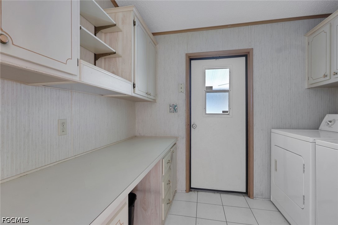 2 Bed ManufacturedHome for Sale in Tamiami Village, photo 24
