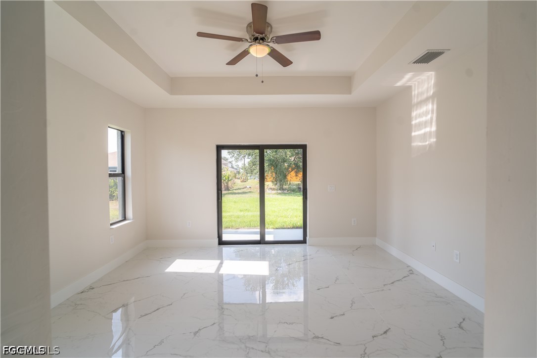 3 Bed SingleFamilyResidence for Sale in Lehigh Acres, photo 24