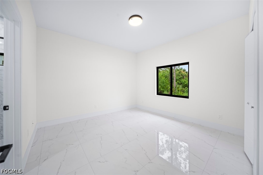 6 Bed Duplex for Sale in Lehigh Acres, photo 24