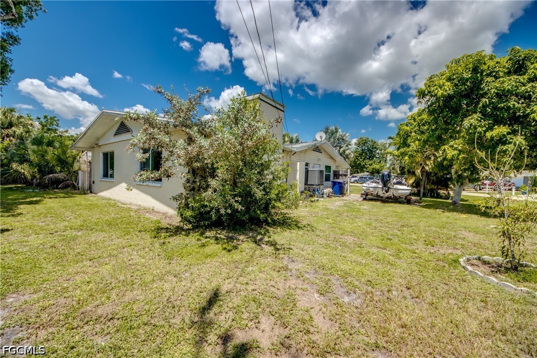 4 Bed SingleFamilyResidence for Sale in North Fort Myers, photo 24