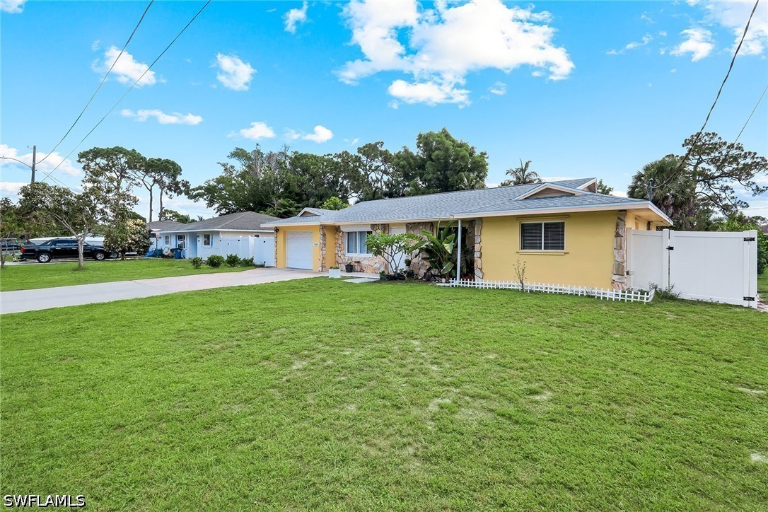 3 Bed SingleFamilyResidence for Sale in Bonita Springs, photo 24