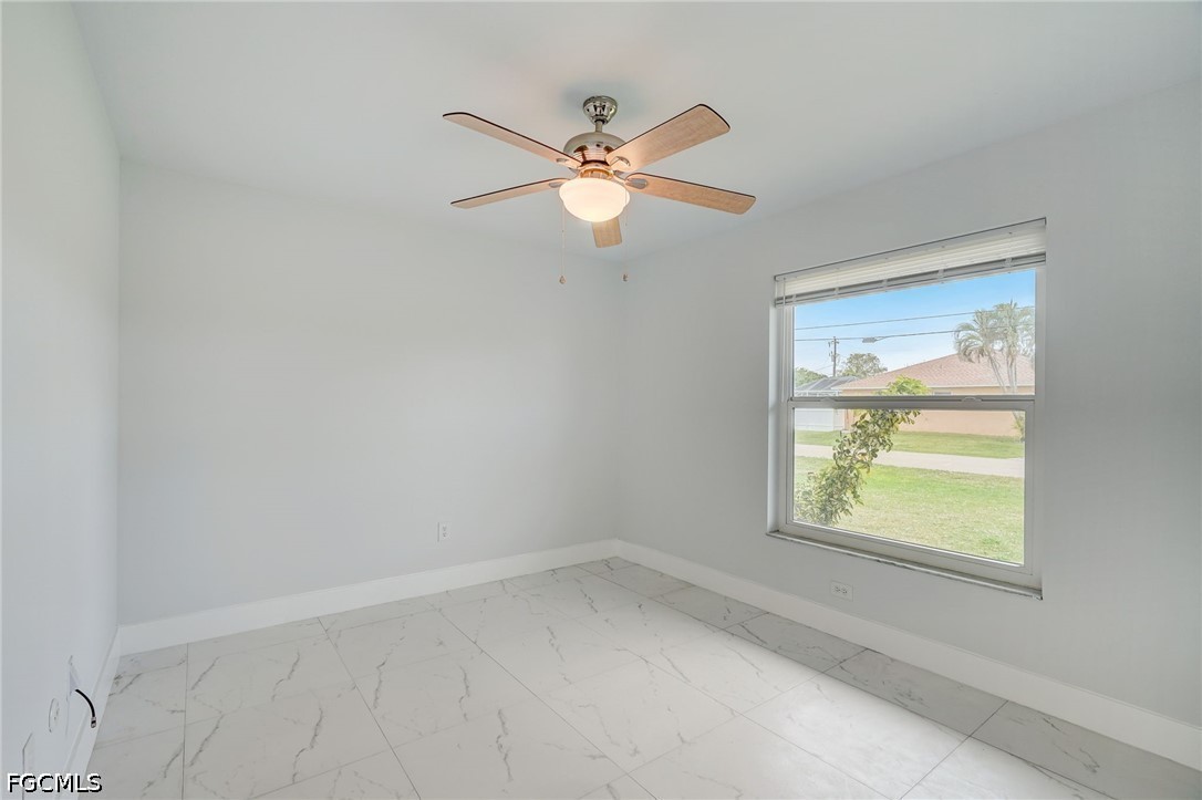 3 Bed Pool Home for Sale in Cape Coral, photo 24