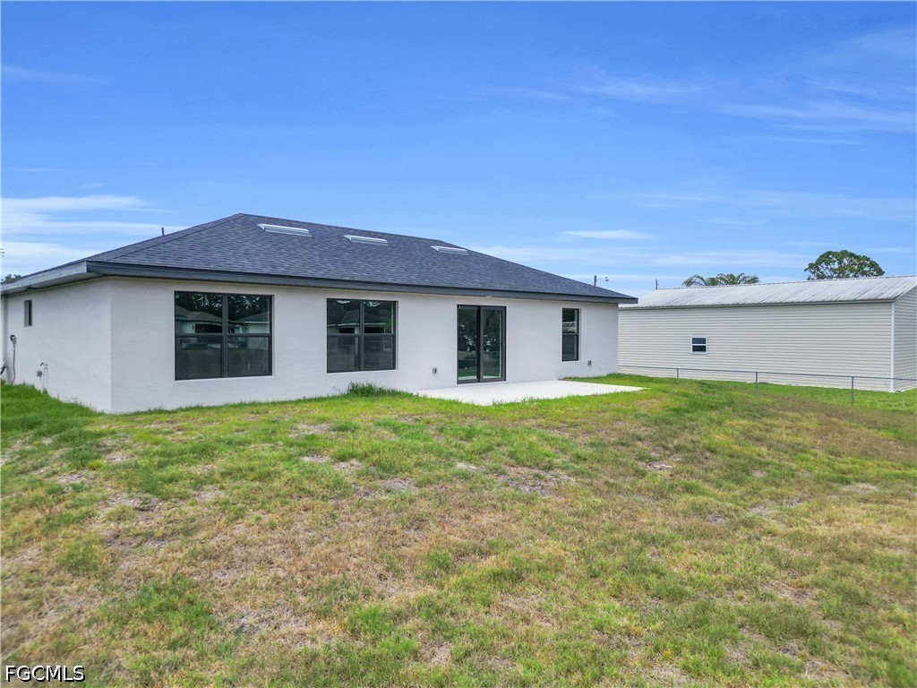 3 Bed SingleFamilyResidence for Sale in Lehigh Estates, photo 24