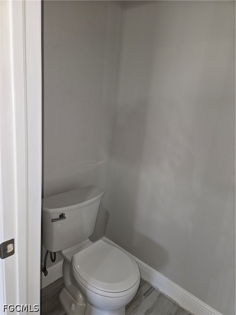 3 Bed Pool Home for Sale in Cape Coral, photo 24