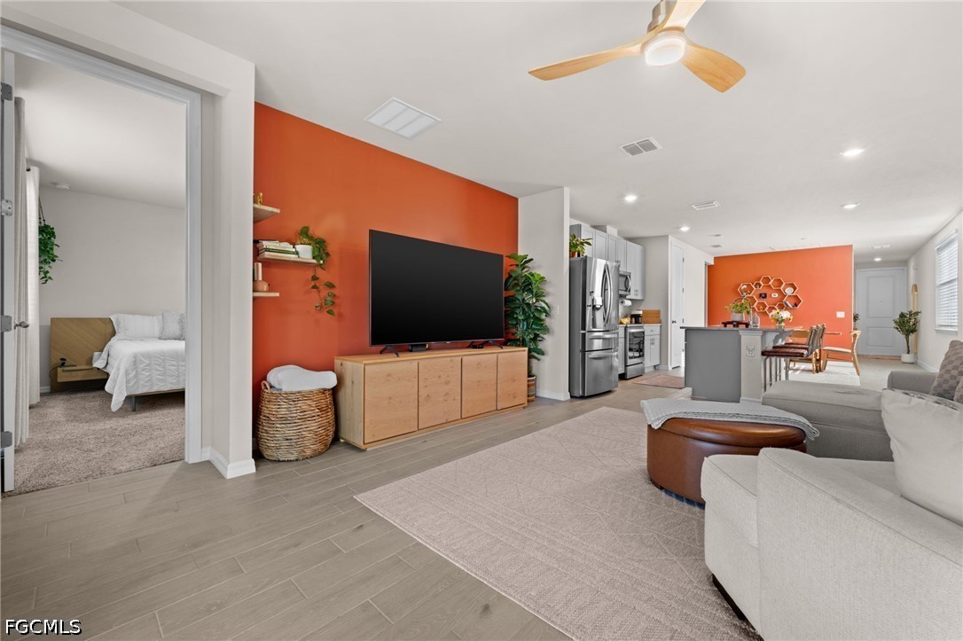 3 Bed SingleFamilyResidence for Sale in Crescent Grove, photo 24