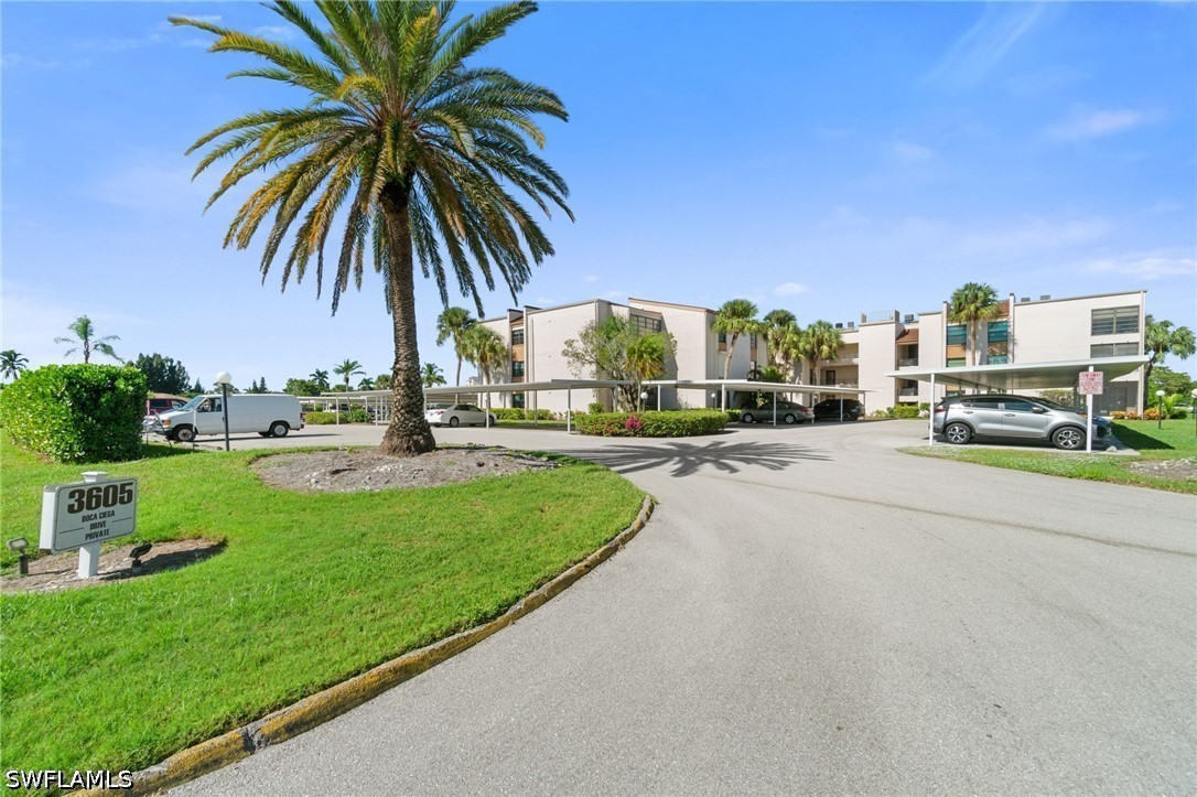 2 Bed Condominium for Sale in Lakewood, photo 24