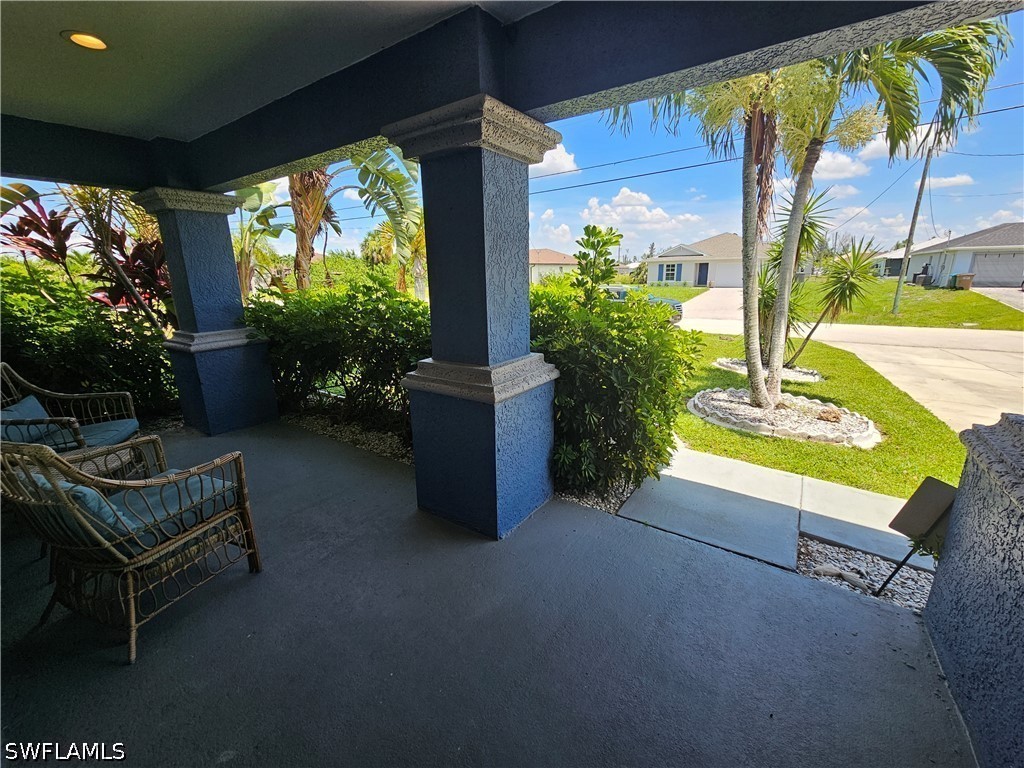 3 Bed Pool Home for Sale in Cape Coral, photo 24