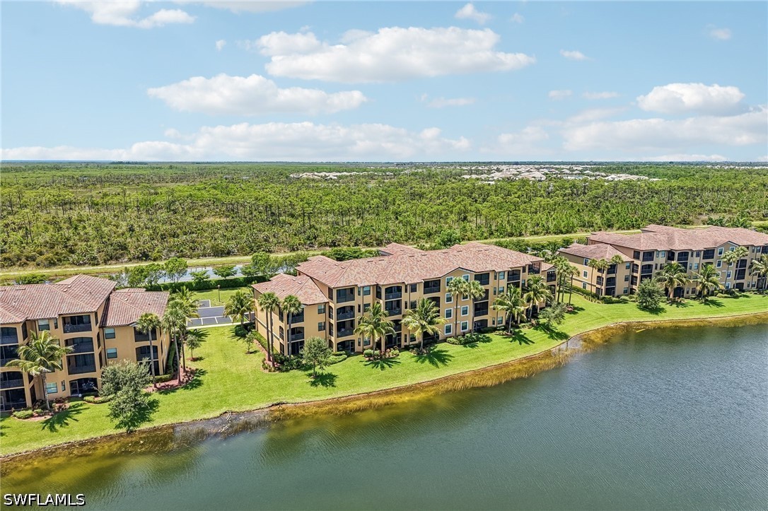 2 Bed Waterfront Home for Sale in Trevi, photo 24