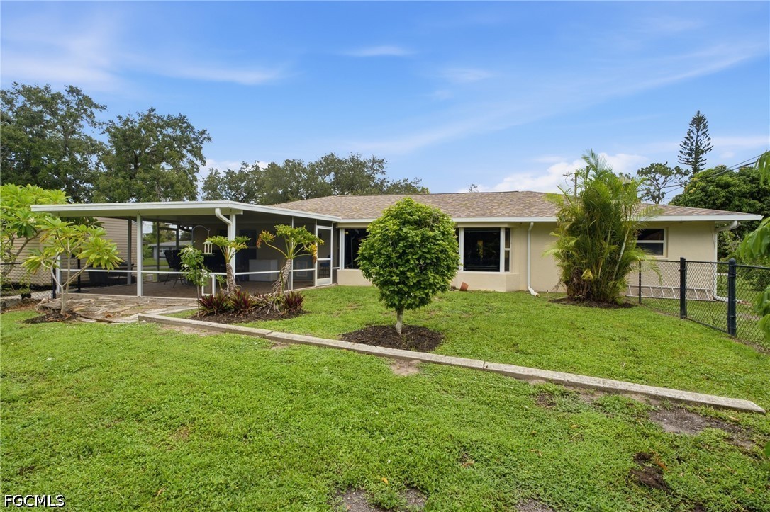 3 Bed SingleFamilyResidence for Sale in Fort Myers, photo 24