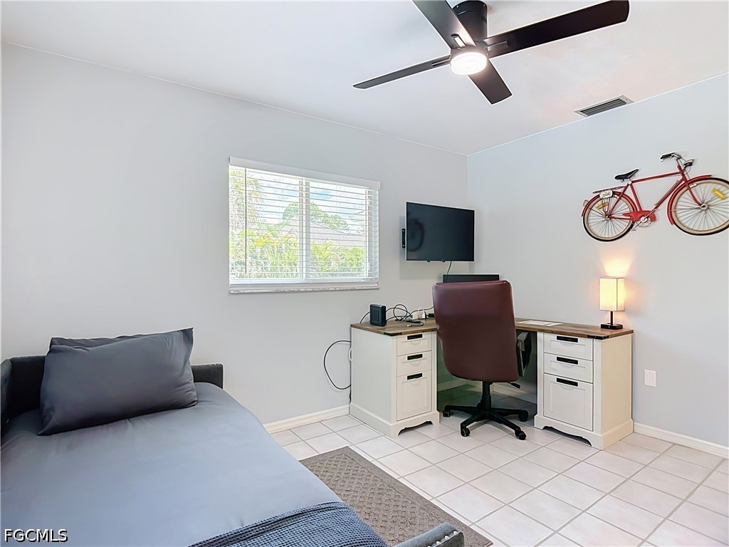 3 Bed Pool Home for Sale in Golden Gate Estates, photo 24