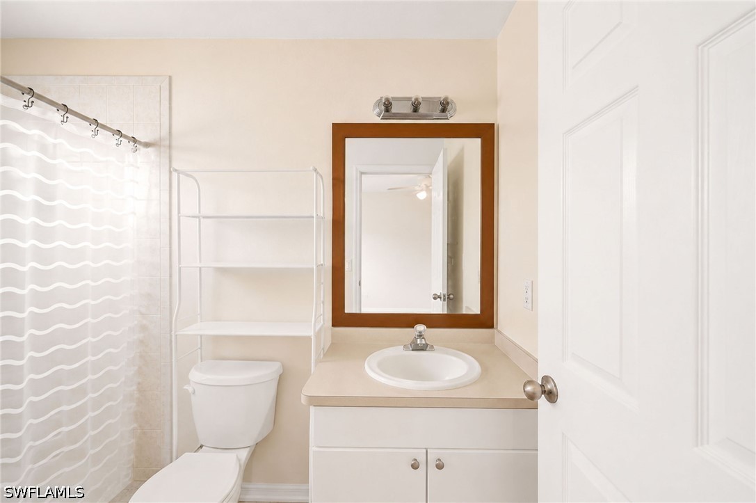 6 Bed Duplex for Sale in Cape Coral, photo 24