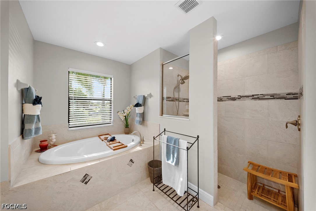 4 Bed Pool Home for Sale in Cape Coral, photo 24