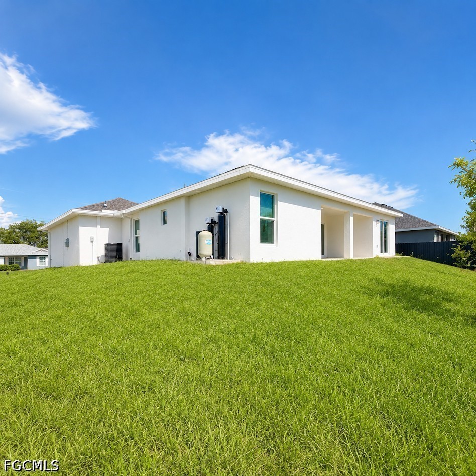 4 Bed Waterfront Home for Sale in Cape Coral, photo 24