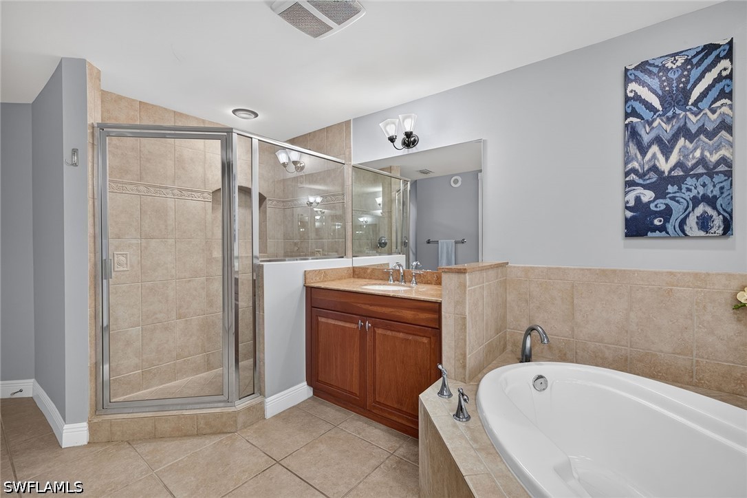 3 Bed Waterfront Home for Sale in Cape Coral, photo 24