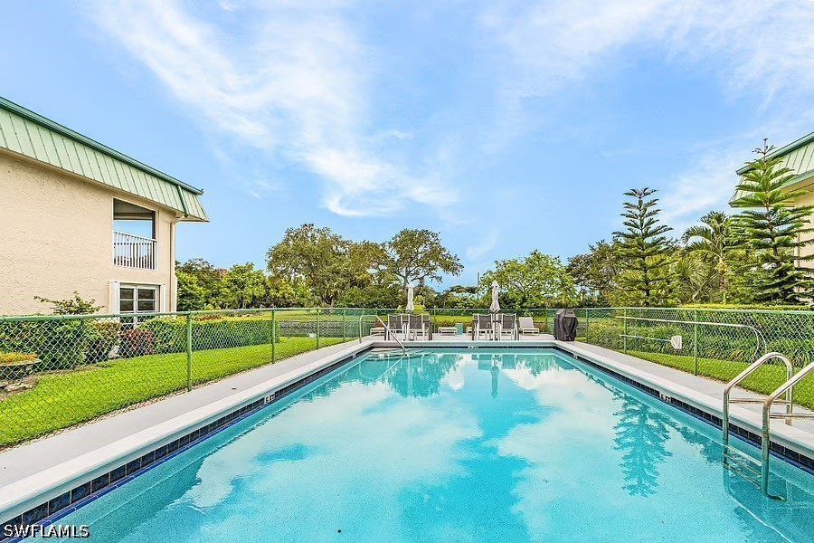 2 Bed Waterfront Home for Sale in Naples, photo 24