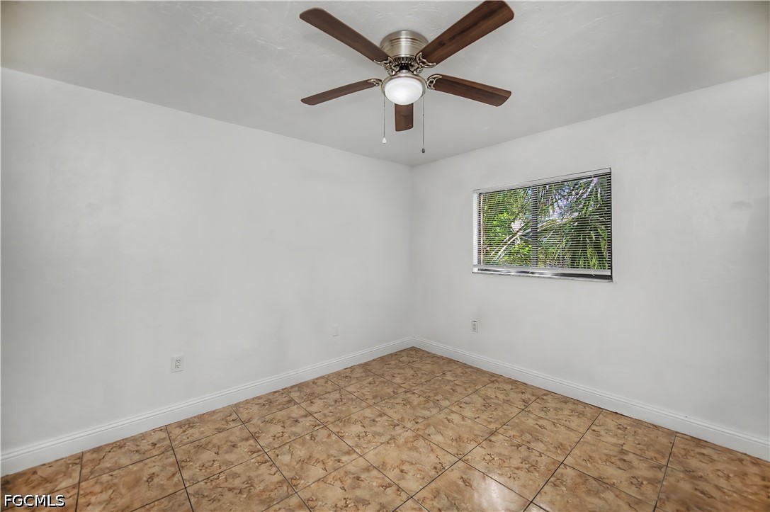 2 Bed Condominium for Sale in Fort Myers, photo 24