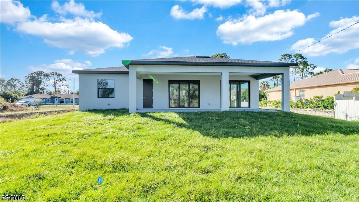 3 Bed SingleFamilyResidence for Sale in Lehigh Acres, photo 24