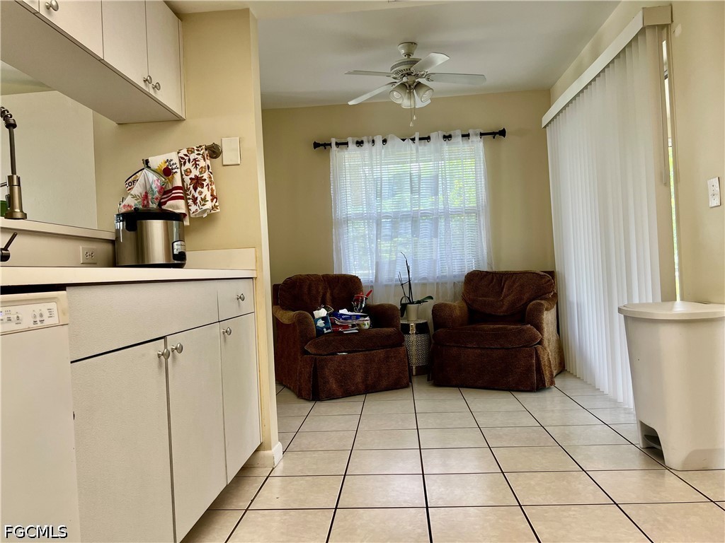3 Bed SingleFamilyResidence for Sale in Cape Coral, photo 24