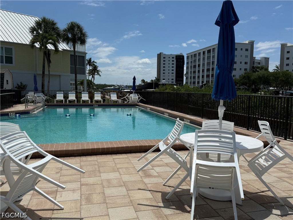 1 Bed Waterfront Home for Sale in Fort Myers Beach, photo 24