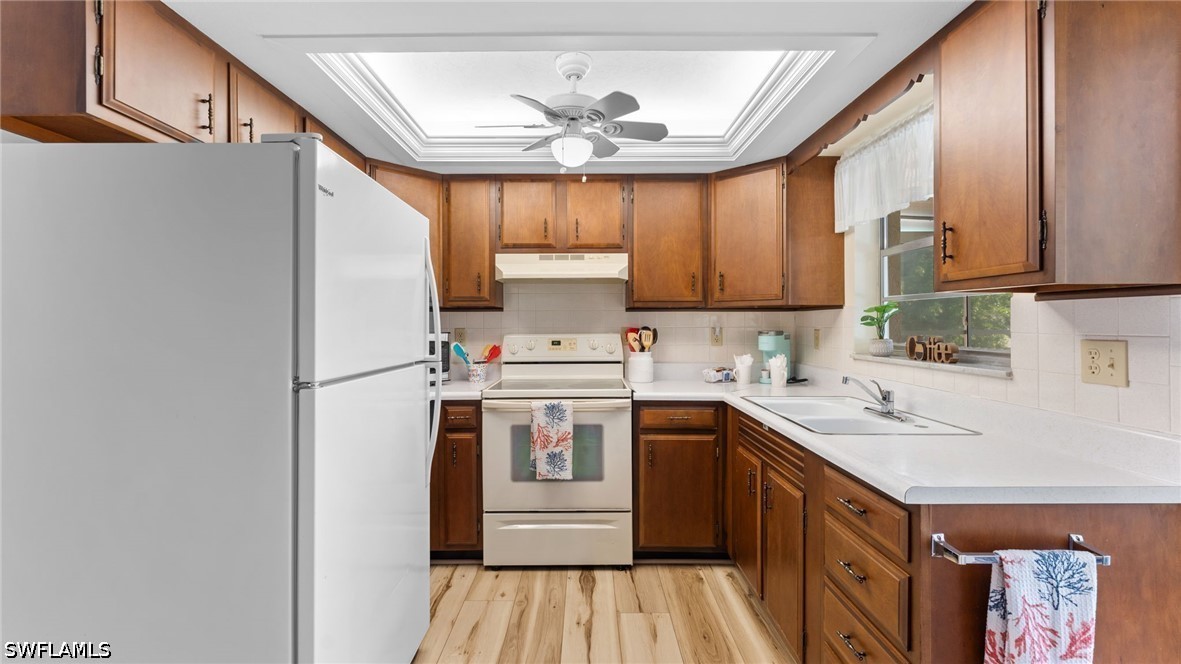 2 Bed SingleFamilyResidence for Sale in Bonita Shores, photo 24