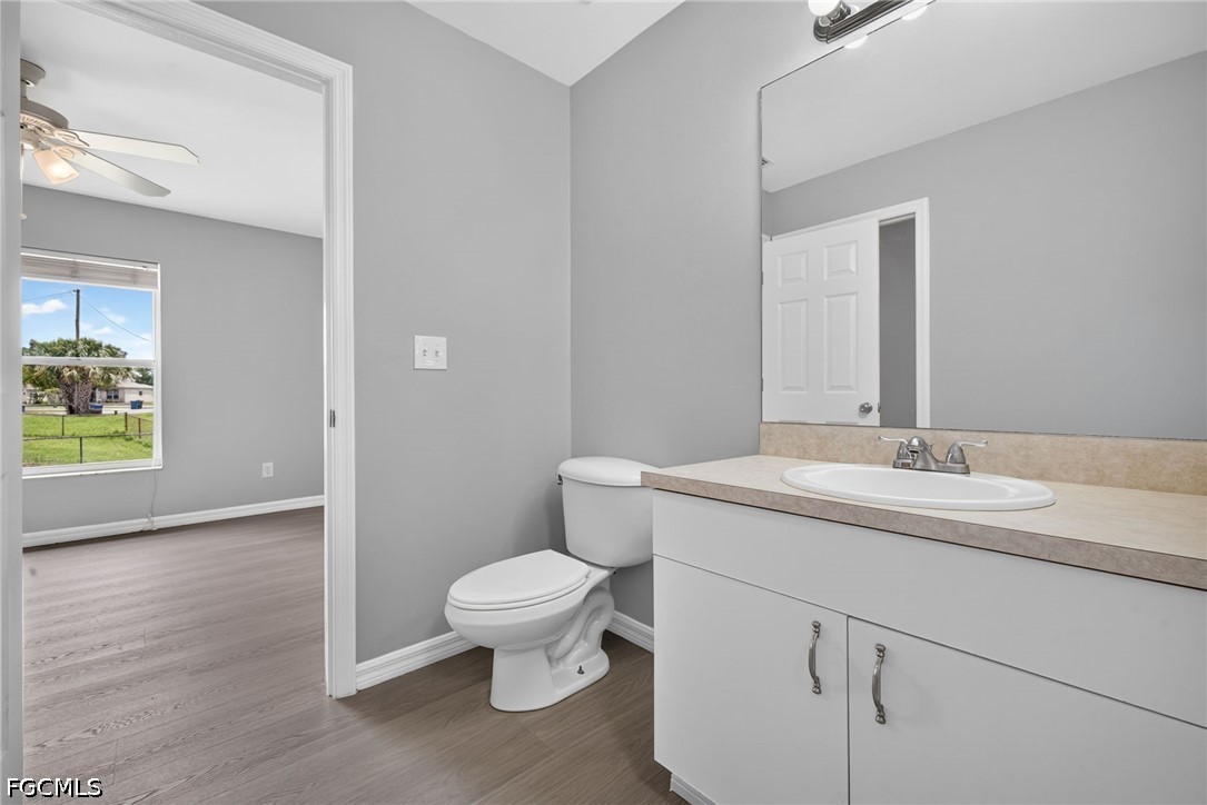 3 Bed SingleFamilyResidence for Sale in Lehigh Acres, photo 24