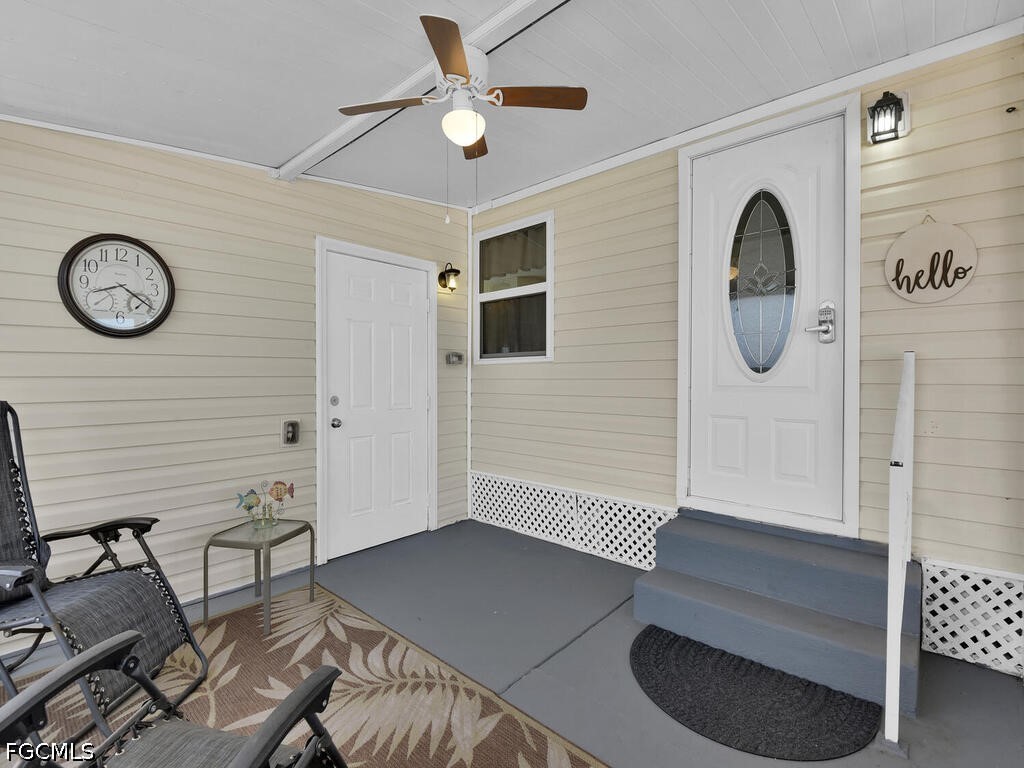 2 Bed Waterfront Home for Sale in Fort Myers, photo 24