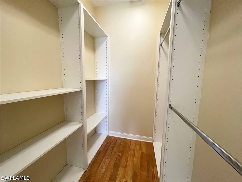 3 Bed Waterfront Home for Sale in The Cove, photo 24
