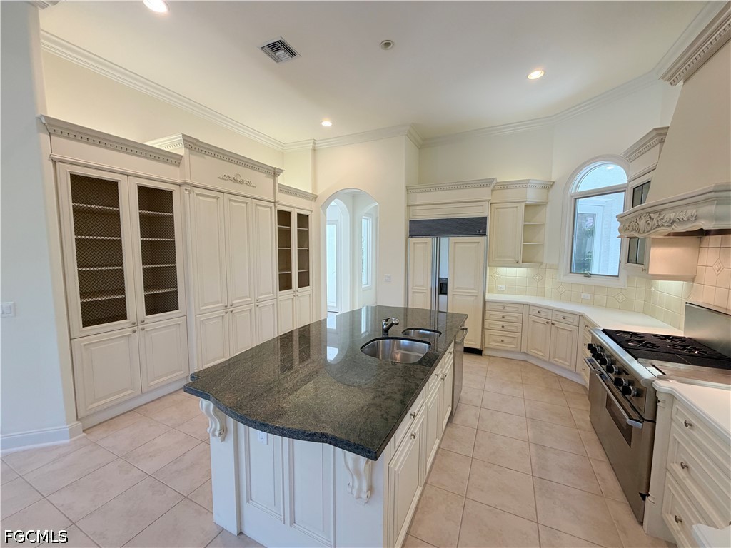 4 Bed Pool Home for Sale in Sanibel, photo 24